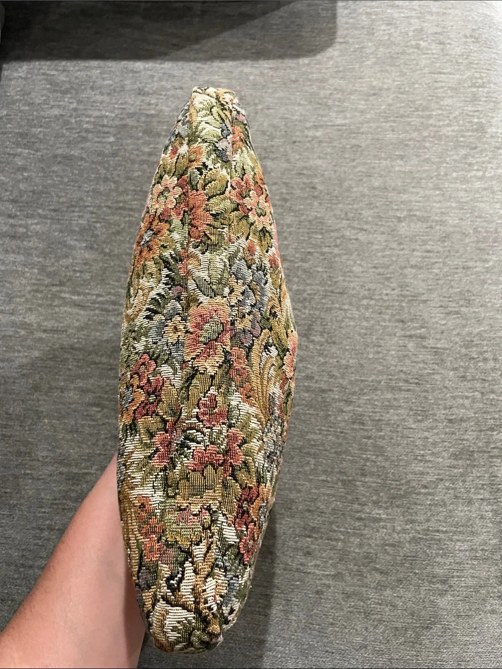 Tibor Handbags California Vintage Floral Tapestry Clutch Purse Kiss Lock